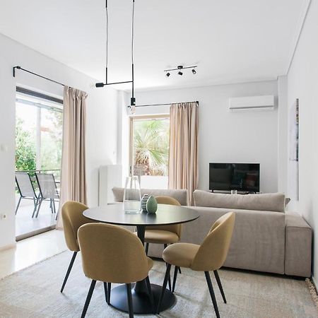 Pleasant 2Br Apartment Near Helexpo By Upstreet Athene Buitenkant foto