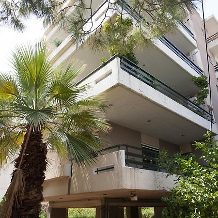 Pleasant 2Br Apartment Near Helexpo By Upstreet Athene Buitenkant foto