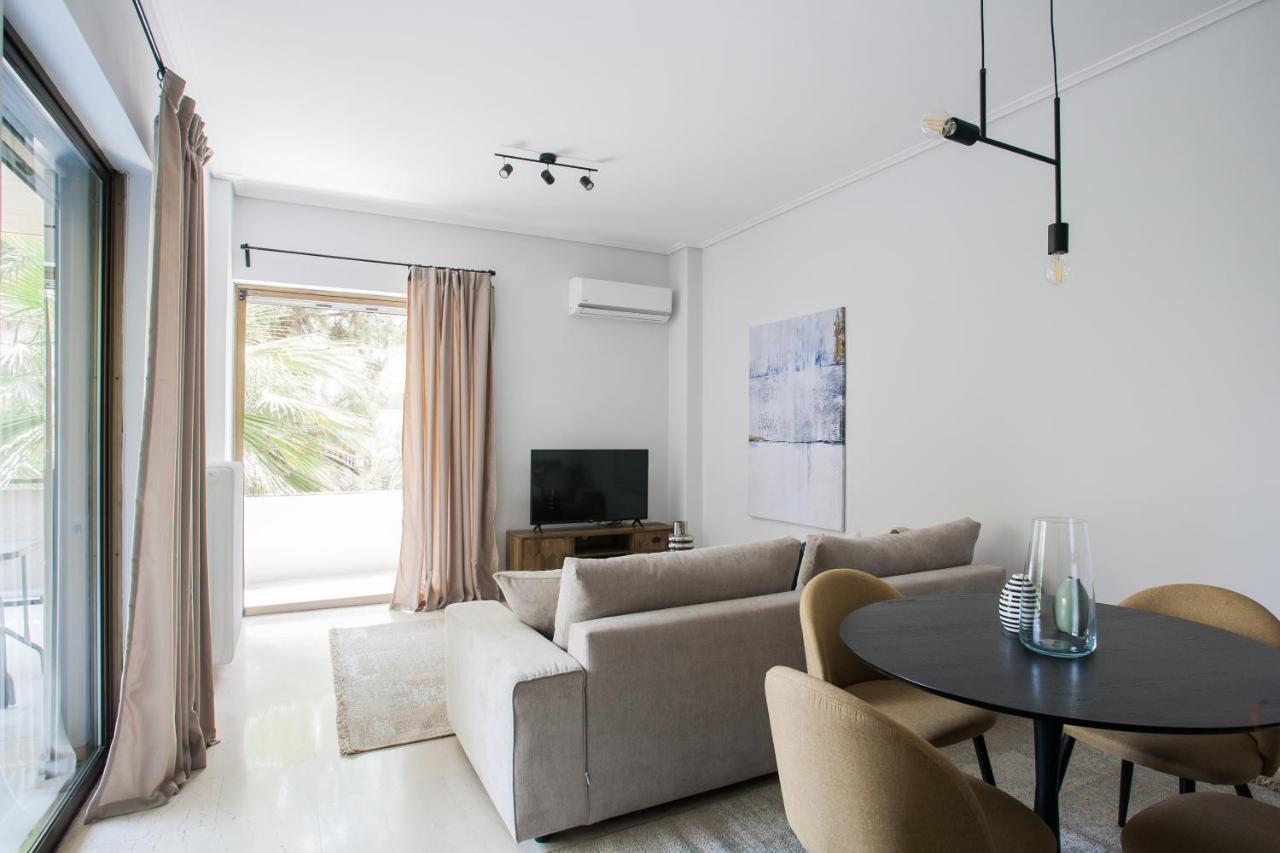 Pleasant 2Br Apartment Near Helexpo By Upstreet Athene Buitenkant foto